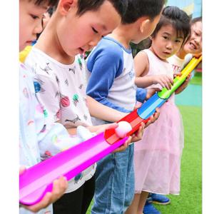어린이 야외 재미있는 게임 U 자형 그루브 볼 전송 팀 협업 감각 훈련 부모-자식 대화 형 게임