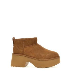 UGG & 39 클래식 울트라 미니 뉴 하이츠& 39  앵클 부츠 1158311CHE