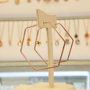 볼라레 세이브존01 헥사 링귀걸이 4cm 써지컬스틸 SPE425