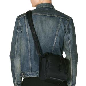 25 SS 생로랑 YSL 모노그램 나일론 드로우스트링 크로스 버킷백 블랙 793238 FAC21 1000