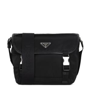 프라다 25SS 블랙 삼각로고 리나일론 숄더백 2VD066 2DMG F0002