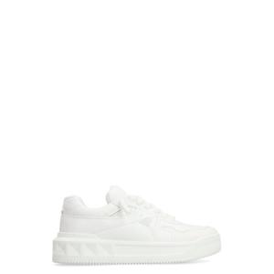 발렌티노 가라바니 스니커즈 YS0G37XTM 0BO White