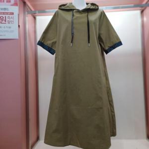 Latium HC06 스판 H라인 품편한 소매영어밴딩 주머니 후드 반팔 원피스 T2523op22B