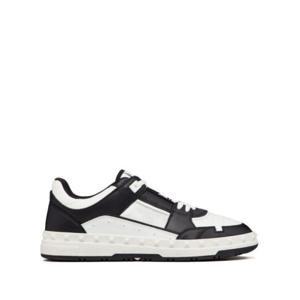 발렌티노 가라바니 스니커즈 6Y2S0H43 RDG0NI Black