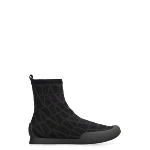 발렌티노 가라바니 스니커즈 3Y2S0H35JFX D76 Black