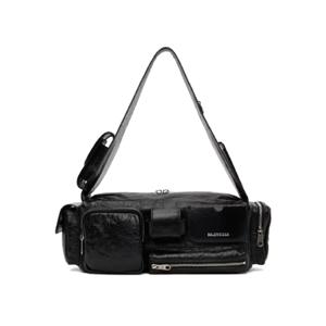 25 SS 발렌시아가 남성 블랙 스몰 슈퍼비지 슬링 메신저백 251342M170006