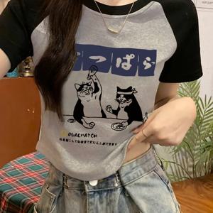 TEMU 여성용 Y2K 여름 캐주얼 반팔 티셔츠 - 장난스러운 고양이 & 일본어 텍스트 그래픽 프린트, 컬러 블록 래글런 소매, 슬림핏 크롭탑, 스트리트웨어 및 일상복을 위한 고탄력 통기성 원단, 귀여운 티셔츠, 라운드 넥라인 셔츠