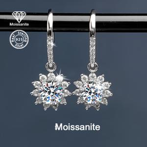 TEMU 925 실버 1 캐럿 화이트 모아산나이트 귀걸이 - 생일, 데이, 크리스마스, 할로윈, 추수감사절, 새해, 파티, 결혼식 등 여성을 위한 고급스럽고 다재다능한 주얼리 | 반짝이는 모아산나이트 | 은 도금 귀걸이|귀걸이