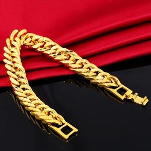 TEMU 남성을 위한 스타일리시하고 대담한 더블 브레스트 브레이슬릿, 쿠바 링크 디자인을 특징으로 하며, 힙합 패션에 완벽합니다. 데이에 남친에게 이상적인 선물입니다.