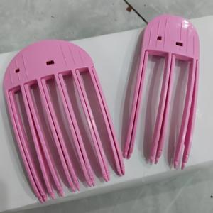 TEMU 여성 및 소녀용 플러피 루트 리프팅 도구 & 컬러 뱅 롤러가 있는 하이 스컬 아티팩트 헤어 클립 2개 세트, 얇은, 곱슬, 긴, 짧은 머리용 핑크색 플라스틱 헤어 스타일링 액세서리