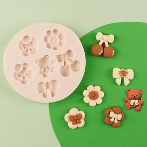 TEMU 실리콘 베이킹 몰드 세트 - 초콜릿, 쿠키, 캔디, 케이크 장식용 - 귀여운 곰, 나비 넥타이, 꽃 모양 - 내구성 있고 재사용 가능한 베이킹 액세서리