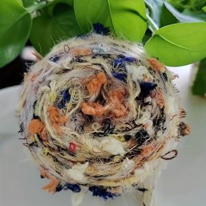 TEMU 50g NEEMOY 손으로 염색된 그라데이션 원사, 생동감 넘치는 일몰 색상의 부드러운 멀티 스트랜드 블렌드 – 오렌지, 블루, 옐로우, 화이트 – DIY 뜨개질 프로젝트, 헤어 클립, 가방, 꽃다발 포장, 공예 재료에 완벽함 | 생동감 넘치는 공예 재료 | 폴리에스터 섬유, 뜨개질 액세서리 및 공급품