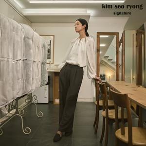 김서룡 시그니처 24FW 크링클 세미 와이드 팬츠 [런칭 가격 69,900원]