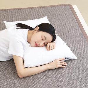 한일의료기 시원한 냉감 쿨링 러그 거실 여름 카페트 쿨매트