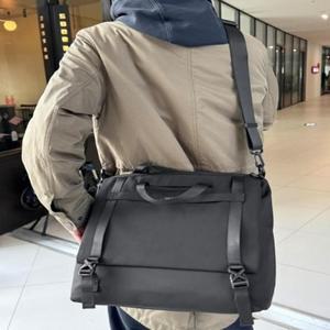 남자 학생 직장인 크로스백 대학생 캐주얼 데일리 가방