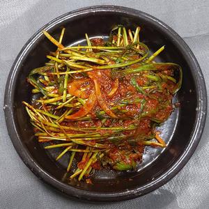 건수성찬 부추김치1kg 부추김치 1kg