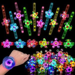 12 Pcs LED 빛나는 Fidget 회 전자 팔찌, 어린이 파티 호의 선물 가방 필러 용품 반환 카니발
