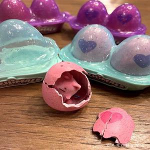 실바니안 패밀리 해치멀 애니메이션 피규어 에그 로얄 시리즈 해칭 미니 매직 지니 DIY 서프라이즈 크리스마스 선물, 어린이 장난감