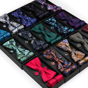 남자를위한 Bowtie 세트 선물 상자 비즈니스 패션 레드 보우 타이 포켓 스퀘어 커프스 단추 세트 Bowtie 3pcs 결혼식 Hanky ​​Cravatas Neck