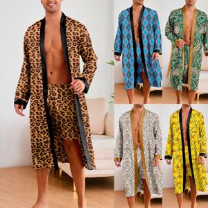 남성 2 조각 잠옷 레오파드 목욕 가운 세트 새틴 기모노 Peignoir Homme Long Mens 섹시한 잠옷 Loungewear Home Dressing 가운