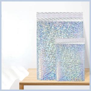 10PCS 홀로그램 금속 버블 메일러 레이저 선물 가방 글래머 다채로운 호일 버블 봉투 패딩 배송 메일 링 봉투
