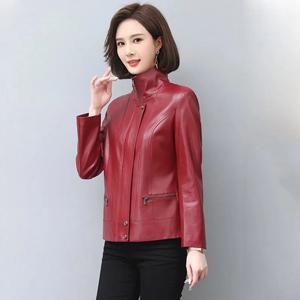 새로운 부녀 가죽 재킷 가을 겨울 제멋대로 유행 입령 면 안감을 넣다. 가느다란 짧은 양피 외투 스프링 겉옷
