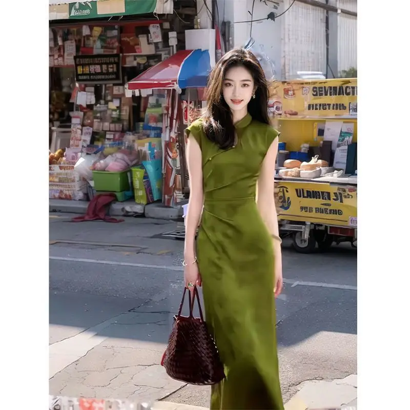 2024 새로운 녹색 중국 스타일 Cheongsam 빈티지 S XXL 민소매 Qipao 여성 우아한 저녁 긴 드레스 고품질