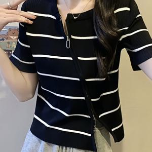 TEMU 여성 우아한 줄무늬 대비 지퍼 반팔 티셔츠 - 검은색 & 흰색 수직 줄무늬, 라운드 넥, 루즈핏, 봄/여름 캐주얼 탑, 여성 티셔츠|반팔티|티셔츠|반팔티셔츠