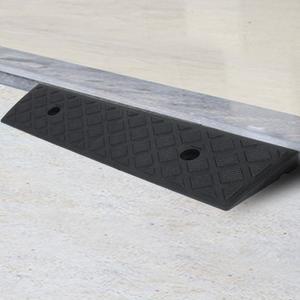 단차해소기 검정 경사판 50x13x3cm 복지용구 휠체어 경사로 발판 문지방 방문턱 제거 문턱 도어턱 진입판