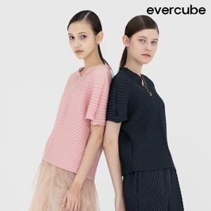 [런칭가199000원]에바큐브 25SS 사선 플리츠 블라우스