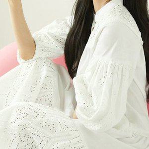 아일렛 자수 티어드 원피스