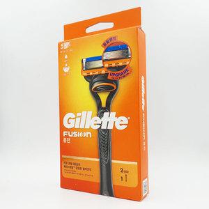 질레트 퓨전 매뉴얼 면도기 (핸들 1입+ 면도날 2입)