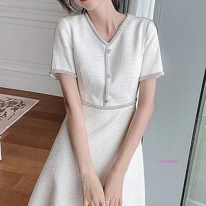 고급스러운원피스 버튼 진주 흰색 브이넥 화이트 느낌 모임룩 정장lmn045