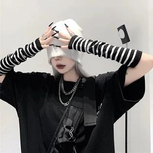 패션 클래식 고딕 스트라이프 니트 긴 장갑 여성을위한 핑거리스 오버 슬리브 여성 스트레치 겨울 팔 따뜻한 장갑