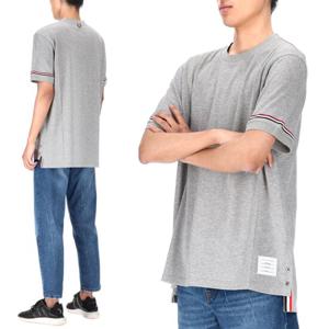 톰브라운 삼선 암밴드 MJS247A J0129 035