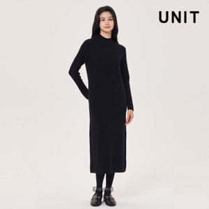 [유닛]UFJKOP470C 캐시미어 모크넥 롱 니트 원피스