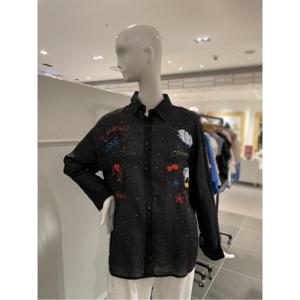 르니앤맥코이 카라넥 큐빅총총 프린트 블라우스 (MM09BL504HJY)