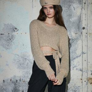 [에고이스트][HERITAGE] 스팽글 포인트 크롭 풀오버 (EQ4KL163)