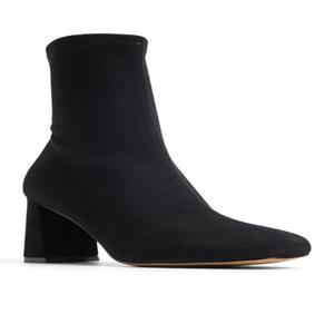 [ALDO KOREA] 알도 번 앵클 부츠 - 아더 블랙 ADB1B003FZ007