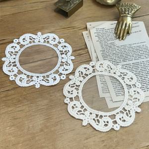 원형 자수 레이스 화이트 모티브 컵 매트 티코스터 도일리 찻잔 받침