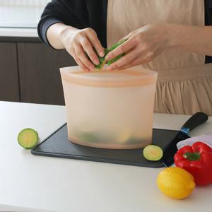 국산 실리콘 지퍼백 전자레인지 유아식 과일 소분 냉동 보관용기 신혼선물
