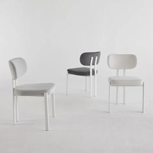 쿠폰가 87,900원 / 누벨 패브릭 카페 체어 다이닝 편한 식탁 의자