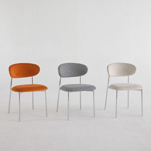 쿠폰가 78,900원 / 에보 패브릭 인테리어 카페 체어 편한 식탁 의자