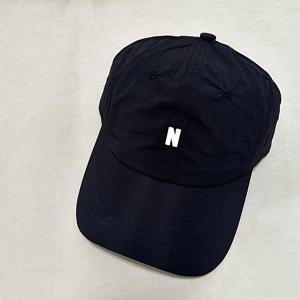 TEMU 1pc 야구 모자 퀵 드라이 곡선 브림 라운드 탑 조절 가능한 여성용 봄 가을 패션 심플 소형 문자 N 커플 독비일 모자 야외 하이킹, 해변, 거리 페인팅, 게임에 적합|등산모자