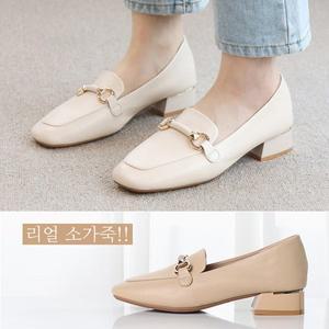 [바닐라슈] 디로나 소가죽 메탈장식 골드프레임 탄력창 로퍼슈즈(3cm)