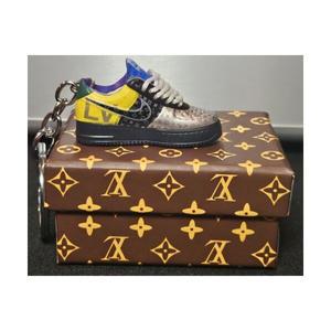 16 스케 Nike Louis Vuitton X Patchwork 3D 모델 신발 열쇠고리 LV 박스 함