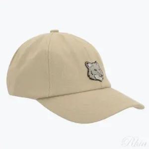 메종키츠네 볼드 폭스 헤드 6패널 캡 MM06104WW0096 P357 자수