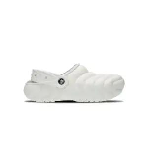 CROCS 크록스 클래식 라인드 오버퍼프 클로그 화이트 1329851