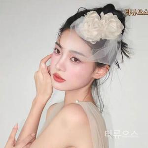 셀프웨딩 웨딩베일 브라이덜 면사포 플라워 코사지 숏베일 티류으스