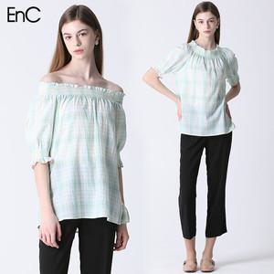 [EnC] 체크 오프숄더 블라우스 (택가격:219000원)